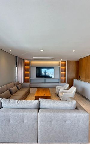 Apartamento à venda com 227m², 3 quartos e 4 vagas