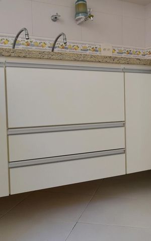 Casa para alugar com 200m², 3 quartos e 3 vagasCozinha