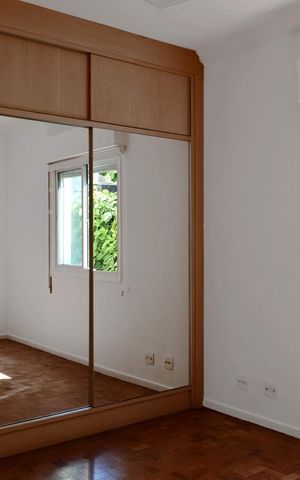 Casa para alugar com 200m², 3 quartos e 3 vagasSuíte 1 - com elevador
