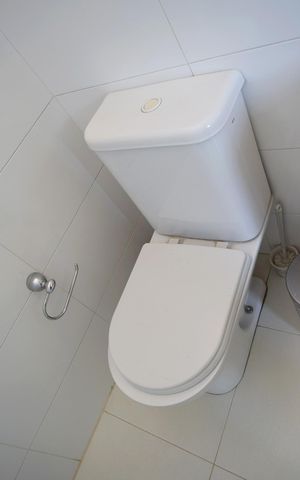 Casa para alugar com 200m², 3 quartos e 3 vagasBanheiro da Suíte 2