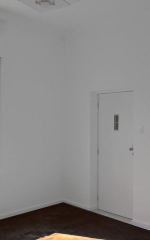 Casa para alugar com 200m², 3 quartos e 3 vagasSuíte 1 - com elevador