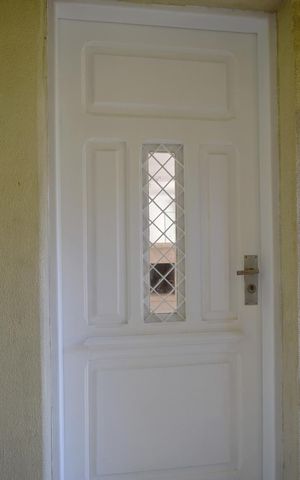Casa para alugar com 200m², 3 quartos e 3 vagasPorta de entrada