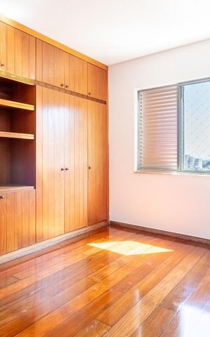 Apartamento à venda com 150m², 4 quartos e 2 vagas