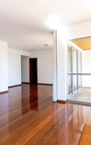 Apartamento à venda com 150m², 4 quartos e 2 vagas