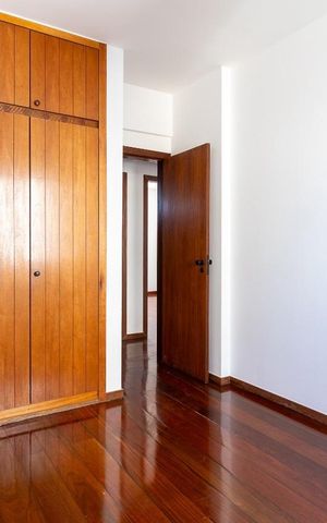 Apartamento à venda com 150m², 4 quartos e 2 vagas
