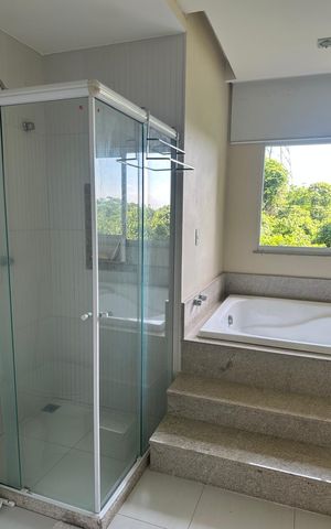 Casa de condomínio para alugar com 276m², 4 quartos e 4 vagas