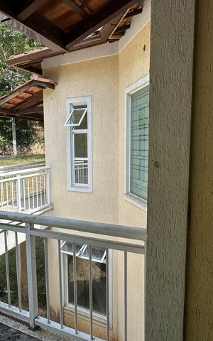 Casa de condomínio para alugar com 276m², 4 quartos e 4 vagas