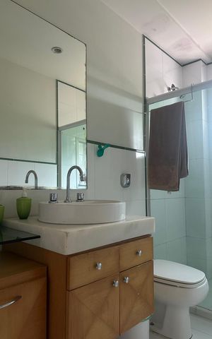 Casa de condomínio para alugar com 276m², 4 quartos e 4 vagas