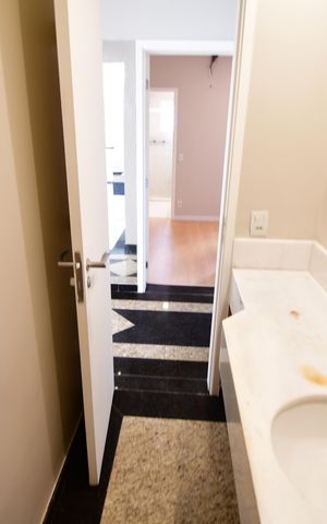 Apartamento para alugar com 184m², 3 quartos e 3 vagasLavabo