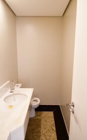 Apartamento para alugar com 184m², 3 quartos e 3 vagasLavabo