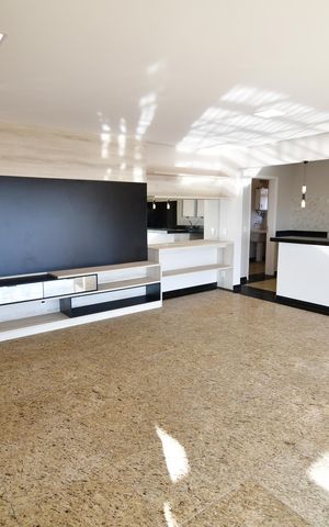 Apartamento para alugar com 184m², 3 quartos e 3 vagasSala