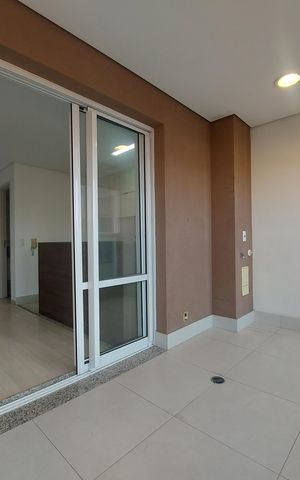 Apartamento à venda com 43m², 1 quarto e 1 vaga Apartamento à venda com 43m², 1 quarto e 1 vagaVaranda