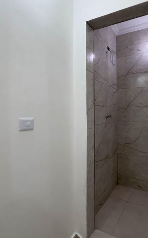 Apartamento à venda com 130m², 3 quartos e sem vaga Apartamento à venda com 130m², 3 quartos e sem vagaBanheiro