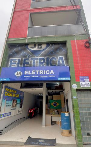 Studio para alugar com 43m², 1 quarto e sem vaga Studio para alugar com 43m², 1 quarto e sem vagaPlaca instalada na fachada do imóvel