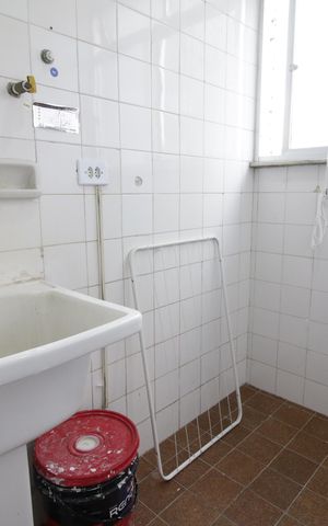 Apartamento à venda com 68m², 2 quartos e 1 vagaÁrea de Serviço