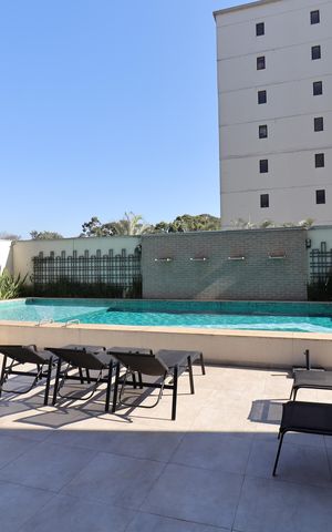 Apartamento à venda com 34m², 1 quarto e sem vagaÁrea comum - Piscina