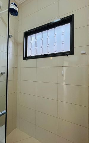 Casa à venda com 120m², 2 quartos e 2 vagas