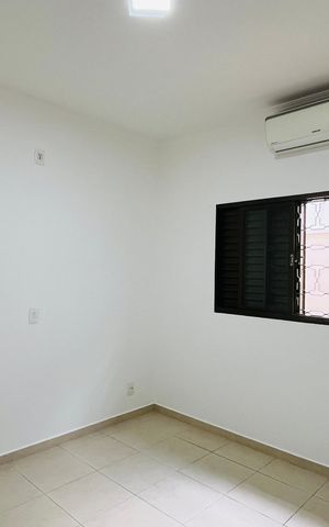 Casa à venda com 120m², 2 quartos e 2 vagas