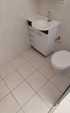 Casa à venda com 260m², 3 quartos e 2 vagasBanheiro da Suíte