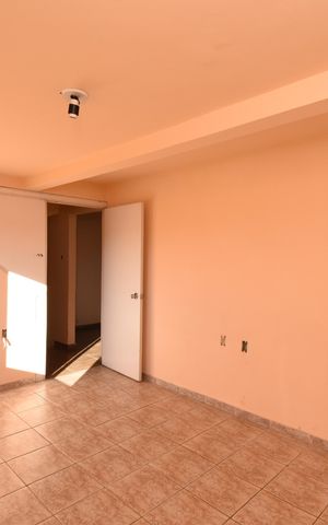 Casa à venda com 260m², 3 quartos e 2 vagasSala 2