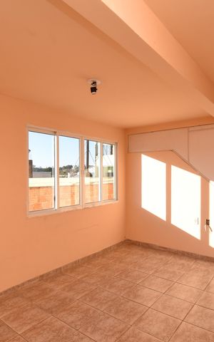 Casa à venda com 260m², 3 quartos e 2 vagasSala 2
