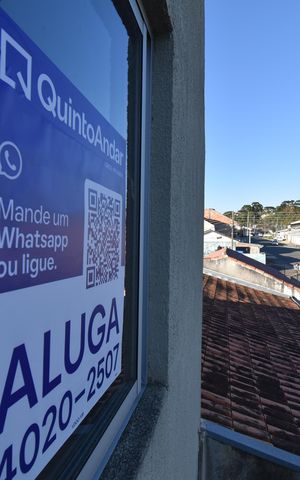 Casa à venda com 260m², 3 quartos e 2 vagasPlaca