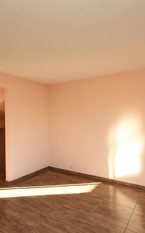 Casa à venda com 260m², 3 quartos e 2 vagasSala 1