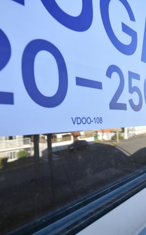Casa à venda com 260m², 3 quartos e 2 vagasPlaca