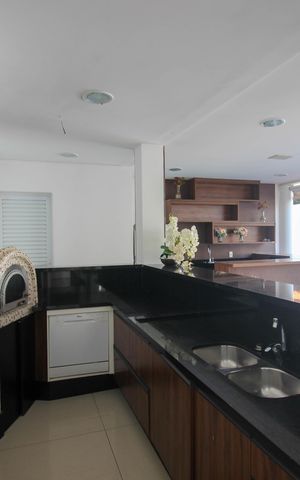 Casa de condomínio para alugar com 520m², 3 quartos e 4 vagas