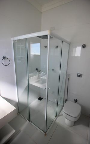 Casa de condomínio para alugar com 520m², 3 quartos e 4 vagas