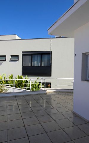 Casa de condomínio para alugar com 520m², 3 quartos e 4 vagas