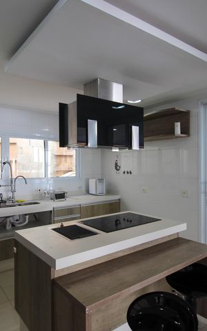 Casa de condomínio para alugar com 520m², 3 quartos e 4 vagas