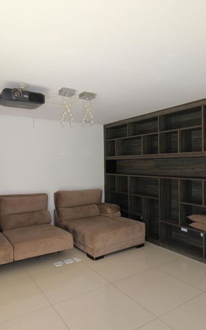Casa de condomínio para alugar com 520m², 3 quartos e 4 vagas