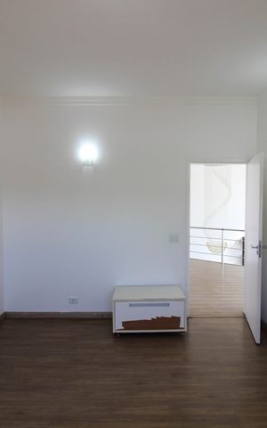 Casa de condomínio para alugar com 520m², 3 quartos e 4 vagas