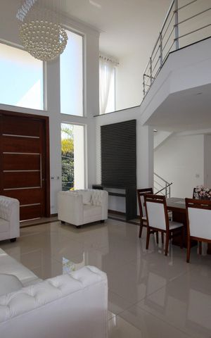 Casa de condomínio para alugar com 520m², 3 quartos e 4 vagas