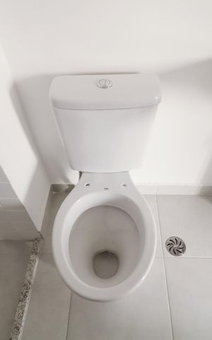 Apartamento à venda com 59m², 2 quartos e 1 vaga Apartamento à venda com 59m², 2 quartos e 1 vagaBanheiro