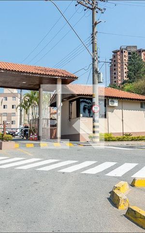 Apartamento para alugar com 45m², 2 quartos e 1 vaga Apartamento para alugar com 45m², 2 quartos e 1 vagaFachada