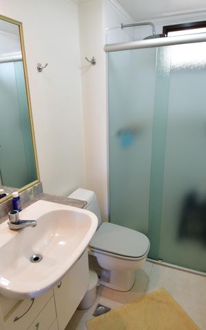 Apartamento à venda com 82m², 3 quartos e 2 vagasBanheiro Social