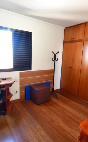 Apartamento à venda com 82m², 3 quartos e 2 vagasQuarto 2