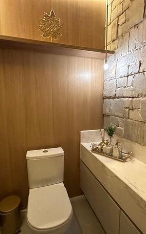 Apartamento para alugar com 175m², 3 quartos e 3 vagas Apartamento para alugar com 175m², 3 quartos e 3 vagasLavabo