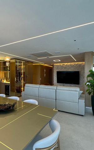 Apartamento para alugar com 175m², 3 quartos e 3 vagas Apartamento para alugar com 175m², 3 quartos e 3 vagasSala