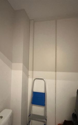 Apartamento para alugar com 175m², 3 quartos e 3 vagas Apartamento para alugar com 175m², 3 quartos e 3 vagasBanheiro de serviço