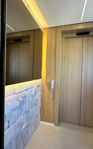 Apartamento para alugar com 175m², 3 quartos e 3 vagas Apartamento para alugar com 175m², 3 quartos e 3 vagasHall de entrada
