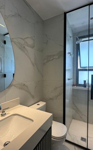 Apartamento para alugar com 175m², 3 quartos e 3 vagas Apartamento para alugar com 175m², 3 quartos e 3 vagasBanheiro da Suíte 1