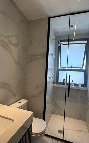 Apartamento para alugar com 175m², 3 quartos e 3 vagas Apartamento para alugar com 175m², 3 quartos e 3 vagasBanheiro da Suíte 1