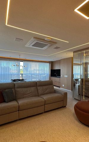 Apartamento para alugar com 175m², 3 quartos e 3 vagas Apartamento para alugar com 175m², 3 quartos e 3 vagasSala