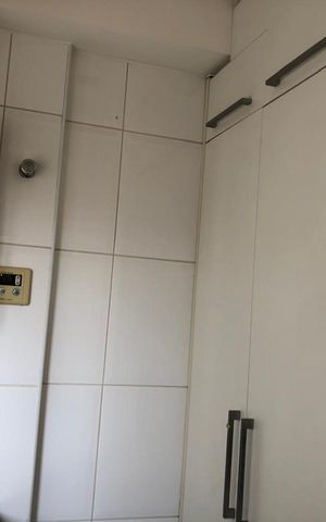 Apartamento à venda com 169m², 4 quartos e 3 vagas Apartamento à venda com 169m², 4 quartos e 3 vagasÁrea de serviço