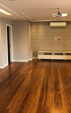 Apartamento à venda com 169m², 4 quartos e 3 vagas Apartamento à venda com 169m², 4 quartos e 3 vagasSala