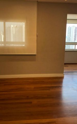 Apartamento à venda com 169m², 4 quartos e 3 vagas Apartamento à venda com 169m², 4 quartos e 3 vagasSala