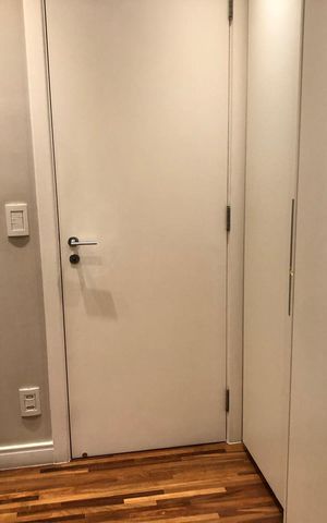Apartamento à venda com 169m², 4 quartos e 3 vagas Apartamento à venda com 169m², 4 quartos e 3 vagasCloset